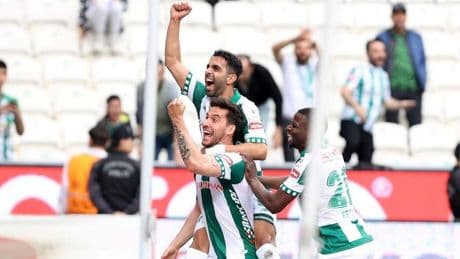 Konyaspor sahasında Rizespor’u 2-1 yendi