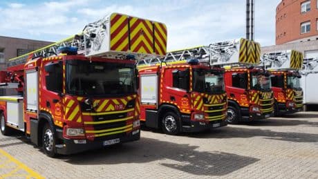 Madrid moviliza 112 millones para mejorar residencias, parques de bomberos o máquinas de limpieza de 128 pueblos