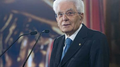 Meloni, minacce social alla figlia. La chiamata di Mattarella e oggi il contatto con Elly: l?invito ad abbassare i toni