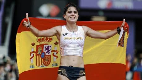 María Pérez, campeona del mundo de 35 kilómetros marcha con una exhibición en Tokio