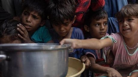 El bloqueo a la llegada de comida a la Franja causa la muerte de 57 menores
