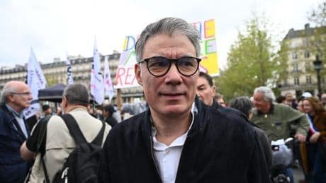 Olivier Faure, reelegido líder del Partido Socialista de Francia en una ajustada votación