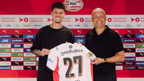 Dennis Man is officieel PSV’er en twijfelde geen seconde over transfer naar landskampioen: ’Madueke, Gakpo, Xavi Simons, Ronaldo...’