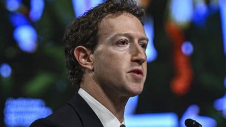 Meta's finance chief says Mark Zuckerberg is 'world-class' at giving feedback