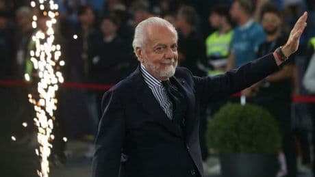 De Laurentiis: «Martedì andremo dal Papa. Conte? State sereni, ha un contratto di tre anni»