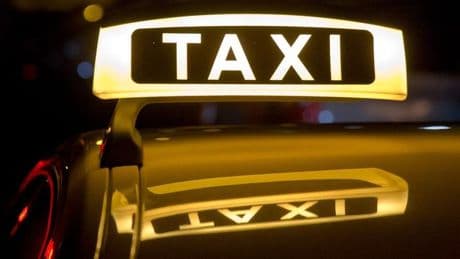 Verkehr: Taxifahrer ohne Führerschein erwischt