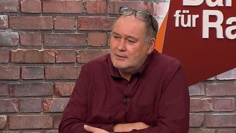 "Bares für Rares"-Händler Waldi verrät seine Macken: "Kaffe und Kippen"