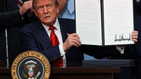 Trump's latest executive order banning 'debanking' takes aim at an industry that cheered his return