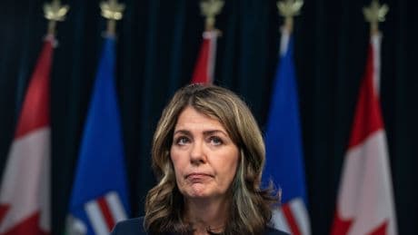 Smith dismisses Ford’s warning about separatist threats in Alberta
