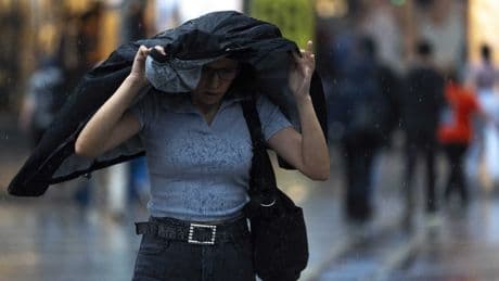 Meteoroloji il il uyardı: Yağmur ve soğuk havaya dikkat!