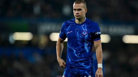 Banned Mykhailo Mudryk turns up in Chelsea kit unannounced on eve of Conference League final to leave club shocked