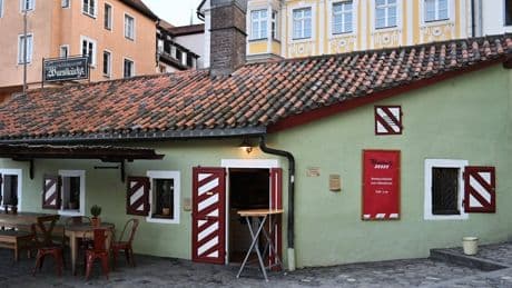 Regensburg: Ist die Wurstkuchl gar nicht die „Älteste Bratwurststube der Welt“?