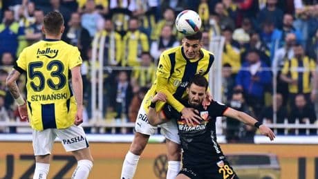 Fenerbahçe, Kayserispor karşısında 90+4'te yıkıldı