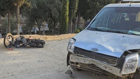 İzmir Ödemiş'te feci çarpışma: Motosiklet sürücüsü kurtarılamadı