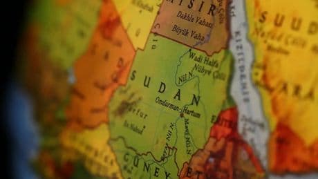 Sudan'ın yeni başbakanı görevine başladı