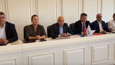 Esenyurt Belediye Meclisi CHP Grup Başkanvekili Yıldırım: ''Esenyurt cemaate teslim edildi”
