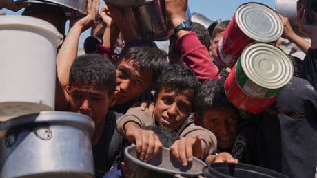 AP PHOTOS: Palestinians struggle to get food even as aid trickles in