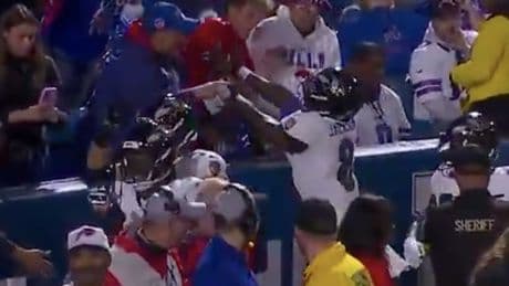 Lamar Jackson speaks out after shoving fan in heartbreaking ‘SNF’ loss to Bills