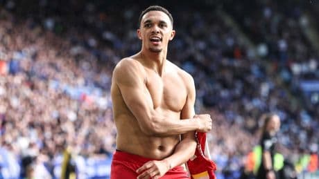 Real Madrid bonservisi olmayan Trent Alexander Arnold için Liverpool'a niye 10 milyon euro ödedi?