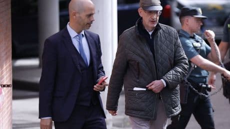 El cerebro jurídico de Rubiales denuncia el impago de tres facturas que reclama a la RFEF