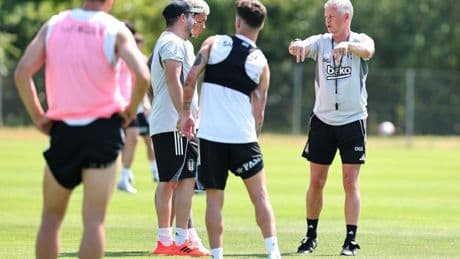 Solskjaer'den savunma için kritik karar!