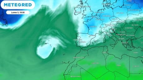 Llega una masa de aire polar a España en las próximas horas: Aemet pone en alerta por -10 ºC  y tormentas en estas zonas