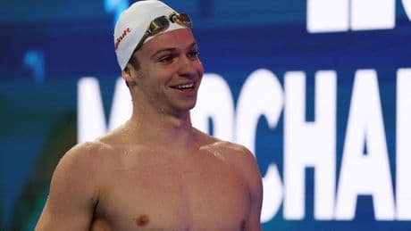 «Je ne savais pas que j’étais si rapide»: les premiers mots de Léon Marchand après son record du monde