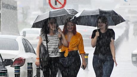 Bu şehirlerde yaşayanlar dikkat! Meteoroloji 18 Temmuz Cuma günü gök gürültülü sağanak yağış için uyardı!