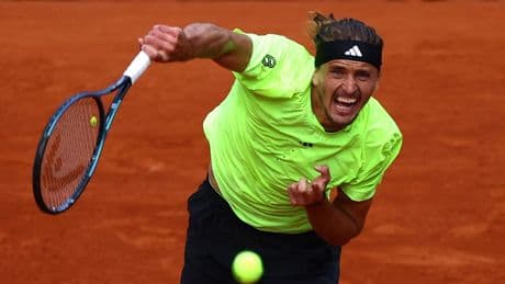 Deutsche Nummer eins im Viertelfinale - Verletzungs-Drama bei Zverev-Gegner!