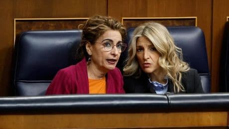 Sumar anuncia un acuerdo sobre permisos para cuidados de niños y exige al PSOE aprobarlo ya