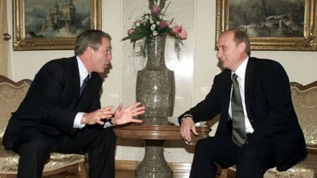 De Clinton a Trump, todas las veces en las que Putin se ha reunido con líderes de Estados Unidos