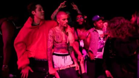 Sorge um Rückfall - Justin Bieber torkelt bei Album-Party