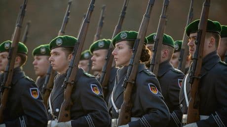 Neue Umfrage - Nur jeder Dritte würde heute Wehrdienst leisten