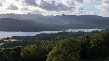The world's 10 biggest lakes - one is actually a sea and four are in the same country