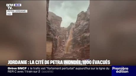 En Jordanie, 1.800 touristes évacués de la cité de Pétra à cause d'importantes inondations