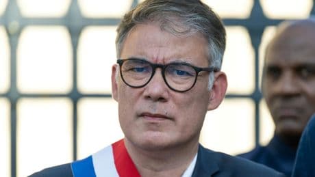 "Plus aucune indulgence" à l'égard de François Bayrou, prévient Olivier Faure