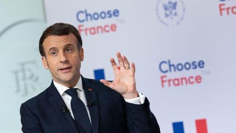 «Pognon de dingue», «traverser la rue»... Macron ressort le «best of» de ses petites phrases à la faveur de Choose France