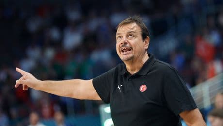 El destino de Ergin Ataman, entre Turquía y Grecia