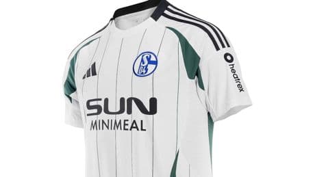 Volksfest in Sachsen - Wegen Trikot! Schalke-Fan in Klinik geprügelt