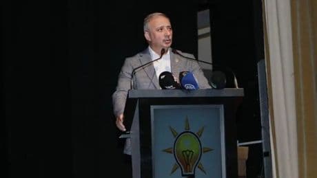 AKP'li milletvekilinden 'Erdoğan' referanslı İl Başkanı'na tepki: 'Evde karınızın yanına oturun'