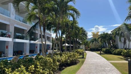 I took my kid to an all-inclusive Nickelodeon resort. Our stay was filled with pleasant surprises, but I'd only return on one condition.