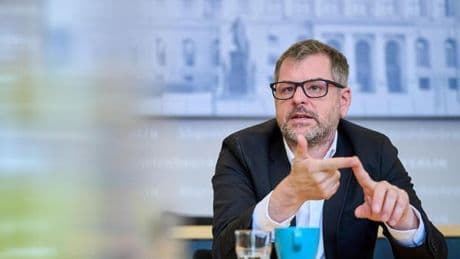 Spitzenkandidat im Interview: Herr Graf, wie oft kiffen Sie noch?