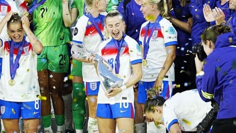 She’s amazing – Chloe Kelly thanks Sarina Wiegman for ‘giving her hope’