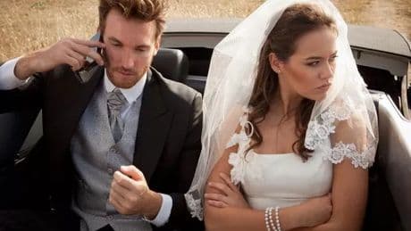 Wedding guests watch 'screaming match' after bride slams guest's dress