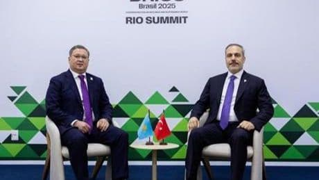 Dışişleri Bakanı Hakan Fidan, Kazak mevkidaşı Nurtleu ile bir araya geldi