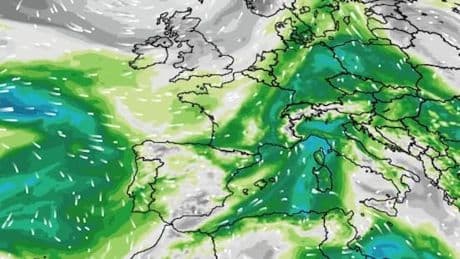 Hagelmassen bis zu einem Meter Höhe - Heftige Unwetter in Deutschland