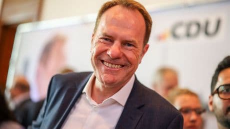 Kommunales Personalkarussell: Düsseldorfs OB in Stichwahl gegen Kandidatin der Grünen