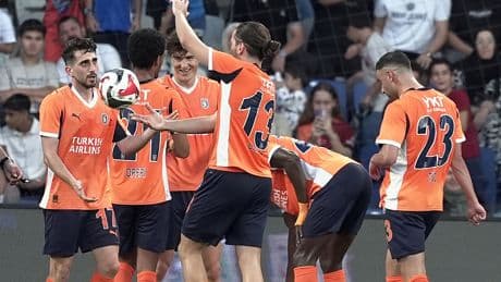 Başakşehir play-off'a yükseldi!