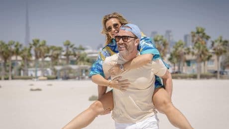 Chantal Bles en Robert Doornbos vinden na moeilijke periode hun draai in Dubai: ’Eindelijk weer een normaal gezinsleven’