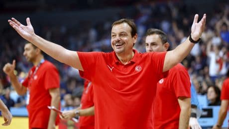 Ergin Ataman: Türk halkının bu çocuklarla gurur duyması lazım